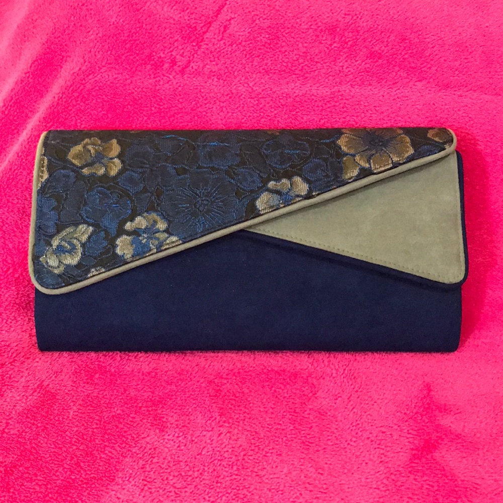 Ruby Shoo Clutch